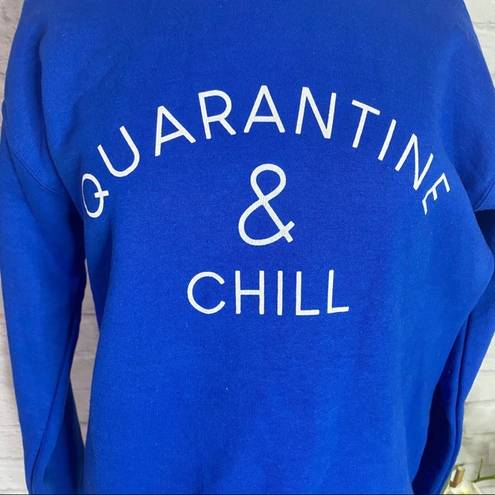 Gildan Quarantine And Chill Pullover