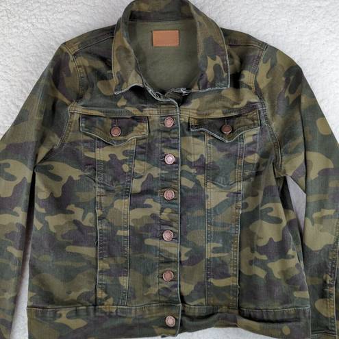 Judy Blue  Green Military Camo Denim Trucker Jacket Women's Size Small Stretch