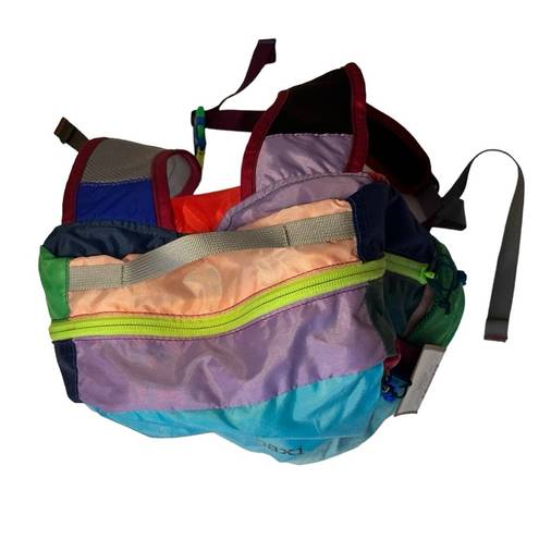 Cotopaxi  Batac 16L Backpack Travel Bag Hiking Pack Day Pack - Del Día