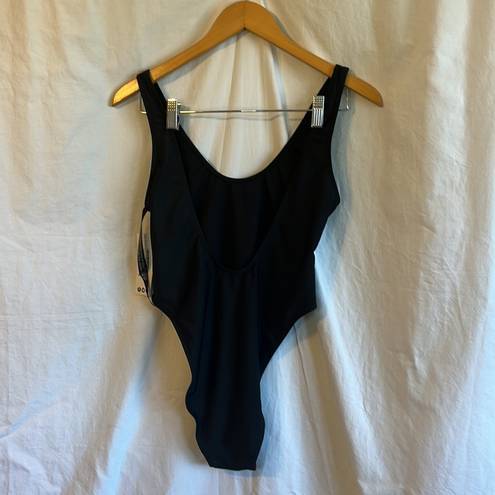 Boohoo  ‘Petite Scoop High Leg’ One Piece Low Back Swimsuit NWT