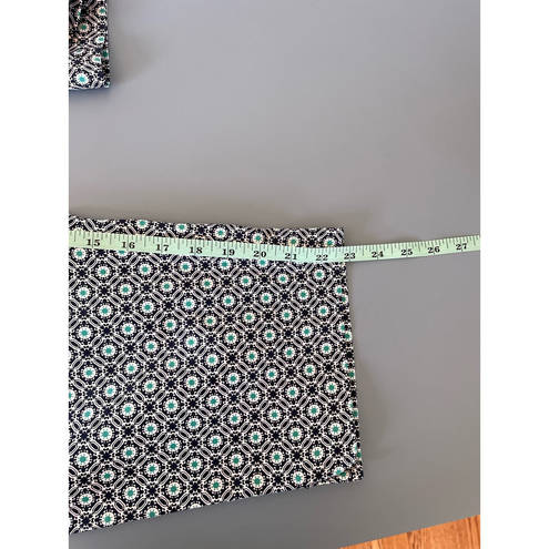 Krass&co Khakis &  womens geometric print Cropped pants size 16