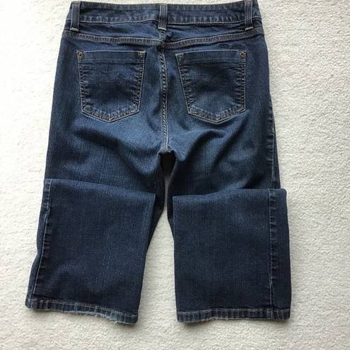 DKNY  JEANS SIZE 8 S/C BOOTCUT BLUE JEANS