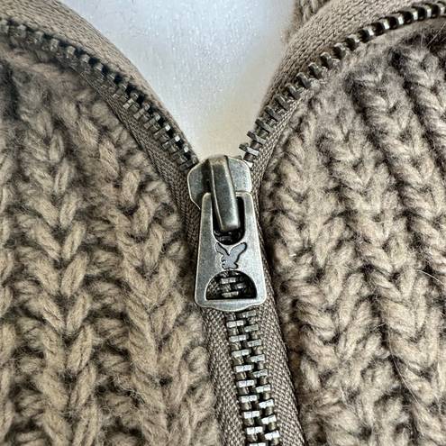 American Eagle  Y2K Cable Knit Sweater Vest Sz M Chunky Wool Boho Hippie Granola‍