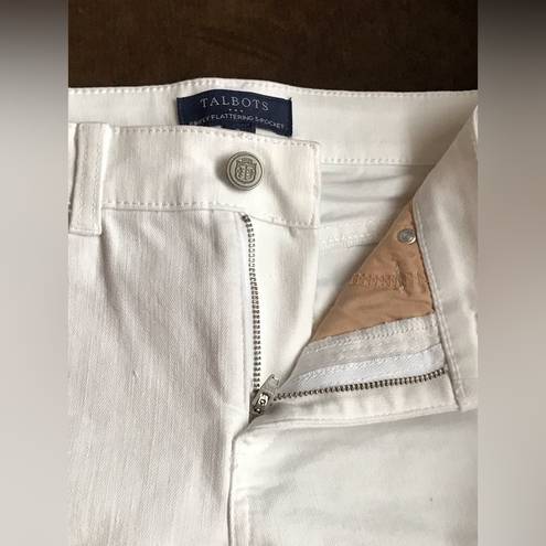 Talbots Chicos Straight Leg White Simply Flattering 5 Pockets Jeans Size 2P