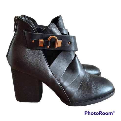 Isola Isolà Ladora Leather Block Heel Booties