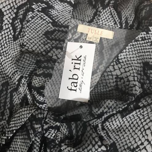 fab'rik Tulle Womens Blouse Size XS Tie Neck Bow Top Snakeskin Print NEW