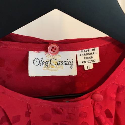 Oleg Cassini Vintage  100% silk neck tie red dot blouse, size 6