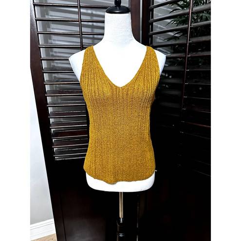 Jessica Simpson  Women's Edith Racerback V Neck Tank Top Sweater M NWT