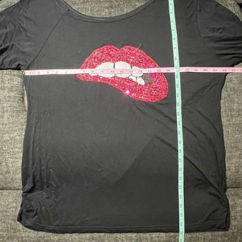 Magic  MK Sequined Lips Off The Shoulder Tee