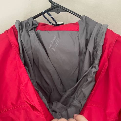 Patagonia  Red Lightweight Raincoat Size Small
