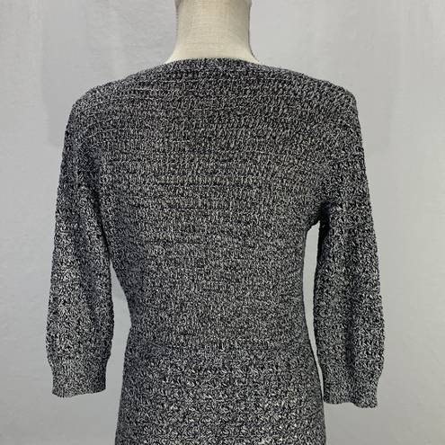 DKNY  Loose Knit Deep V neck Black and White Button Cardigan Size Medium