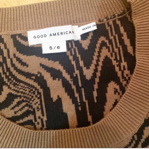 Good American  Swirl Intarsia Crop Boxy Sweater NWT
Size 5/6 in Sepia002