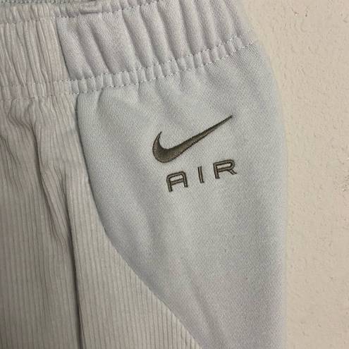 Nike  Air Women's High-Waisted Corduroy Fleece Pants size Medium ice blue NWT