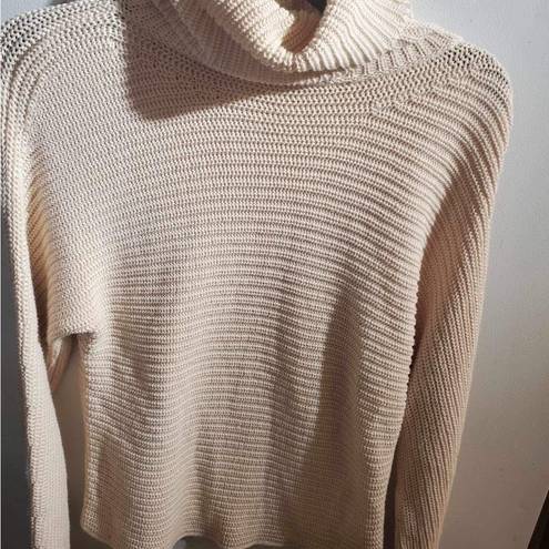 Garnet Hill  size small cream colored turtleneck sweater bust  34 inches