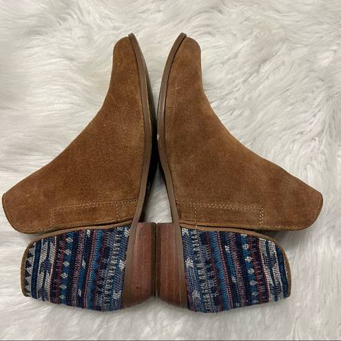 sbicca  Vintage Collection Boots Booties Brown Suede Southwest Print size 7.5