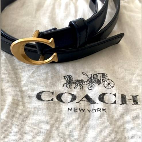 Coach NWOT  Gold Tone Signature Buckle Belt 18mm Black Leather Women’s Size Small