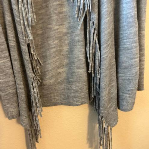 Rebecca Taylor Stylish Women's Light Gray
Fringed Cardigan size xs