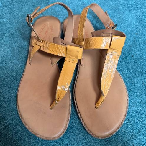 Kork-Ease  T-Strap Yellow Patent Leather Ankle Strap Thong Sandal Size 8