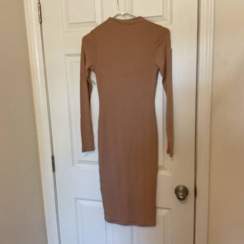 Naked Wardrobe  The NW Long Sleeve Bodycon Midi Dress in Coco Size S