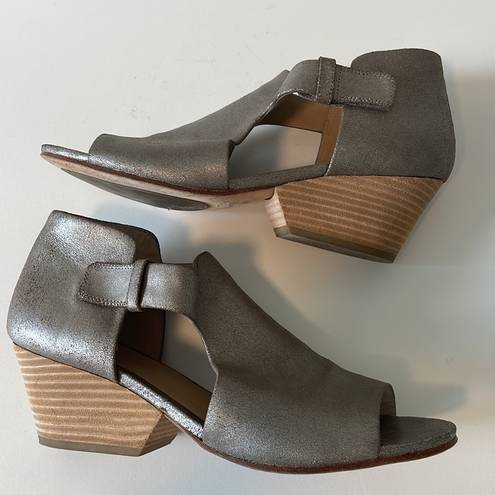 Eileen Fisher  silver/bronze open toe wedge shoes sz 10