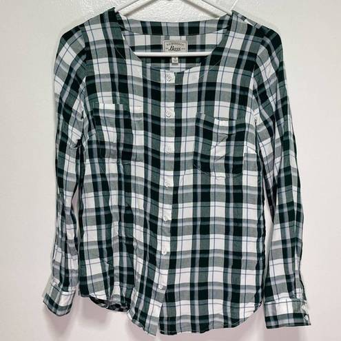 Krass&co G.H. Bass & . Green Plaid Button Down Scoop Neck Long Sleeved Top