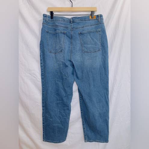 Crown & Ivy  Medium Wash Denim High Rise Straight Leg Balloon Fit Jean size 14