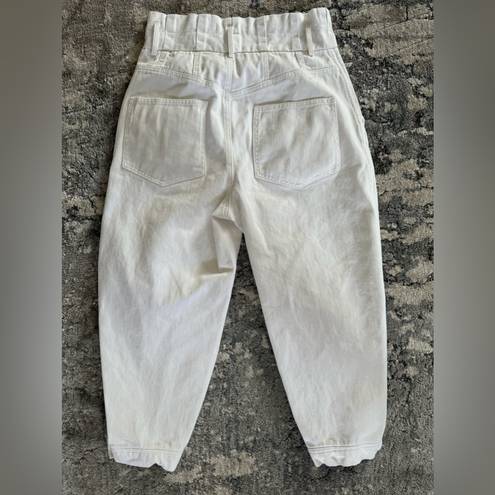 Something Navy  White Capri Jeans. Revolve Brand Size 8