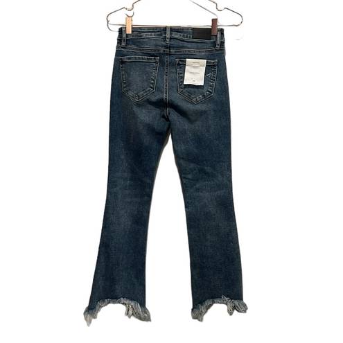 Hidden Jeans  Happi cropped flare.  NWT size 24