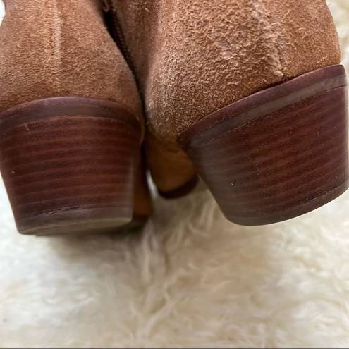 Jack Rogers  Suede Scalloped Ankle Booties Tan 10M