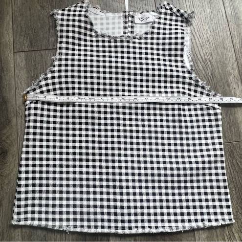 RD Style  Black and White Gingham Raw Edge Sleeveless Top Size Small NWOT