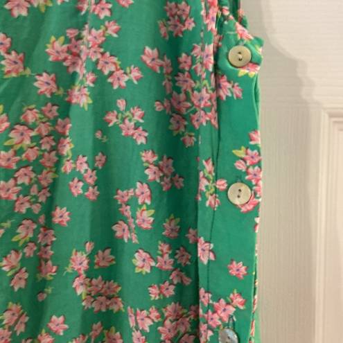 Draper James Deeper James RSVP shirt size S length 22”bust 30” color green with flower design