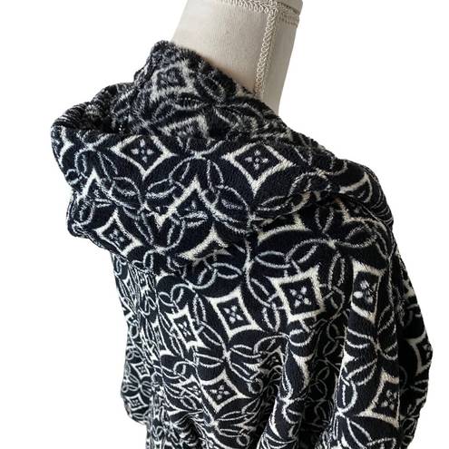 Vera Bradley  Concerto Hooded Fleece Robe Small Medium