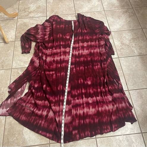 Torrid Women's  Wine Tie Dye Gauze Kimono Cardigan Size 4 Red Long Sleeve EUC