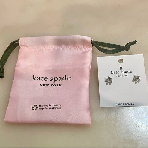 Kate Spade New!  Gleaming Gardenia Flower Studs Clear/Silver