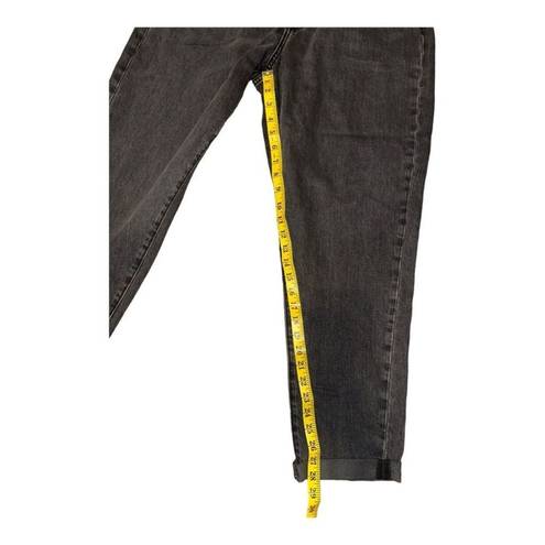 Universal Threads 🎄NWT Universal Thread Boyfriend Jeans, Black - Size 10