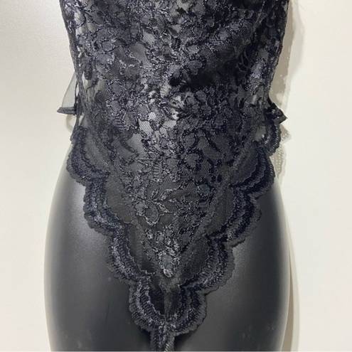 Frederick's of Hollywood  Black Lace Bustier Cami Bodysuit Size Medium