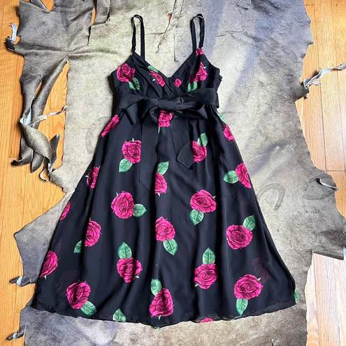 Betsey Johnson  Black And Pink Floral Rose Print Slip Dress