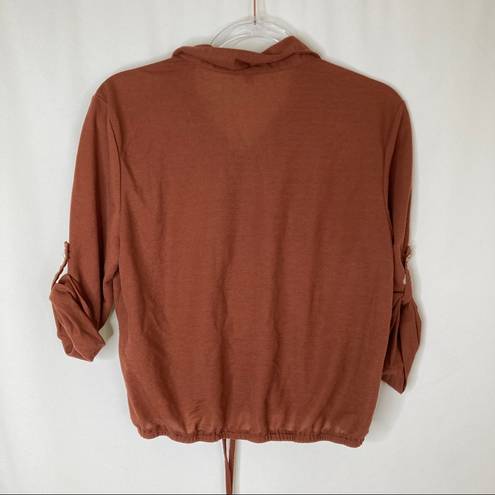 Roommates  | Rust Button Front Cropped Shirt w/ Elastic Hem