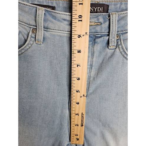 NYDJ  Relaxed Straight Jeans Size 8 Mid Rise North Star Light Wash Blue Lift Tuck