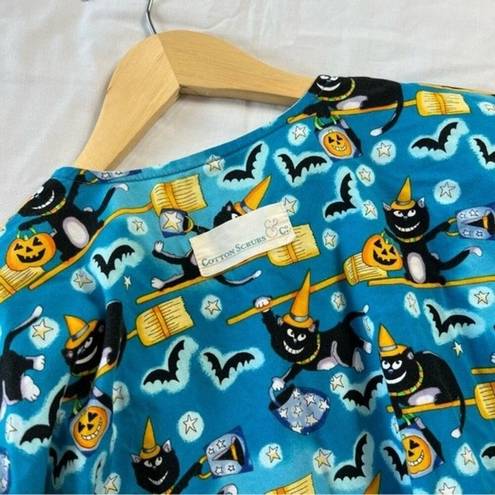 Krass&co Cotton Scrubs & . Halloween Scrubs Long Sleeve Snap Button Up Medium/Large