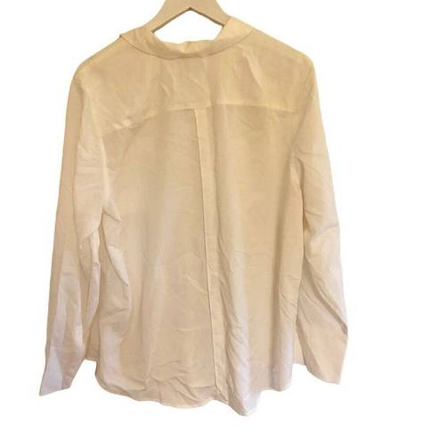 Chico's Chico’s White texture long sleeve button down women’s XL size 16/18 blouse caree