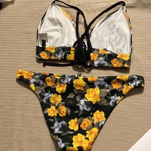 Yandy  Golden Rose Chevron Bikini set🏖​​