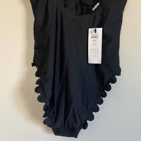 VERO MODA Nwt VERA MODA Scallop Edge One Piece Swimsuit XS