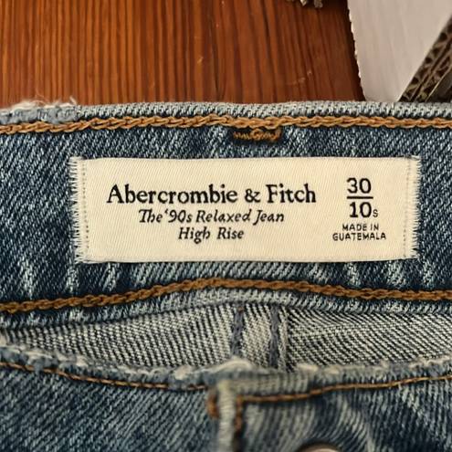 Abercrombie & Fitch The 90s Relaxed Jean High Rise Sz 10/30S Short