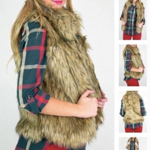 Ci Sono  by Cavalini | Faux Fur‎ Vest