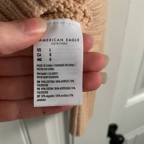 American Eagle Large  sweater