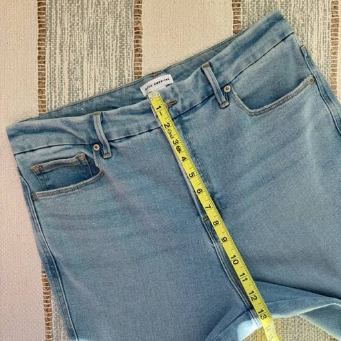 Good American  Good Curve Light Blue High Rise Bootcut Jeans Women’s Size 12/31