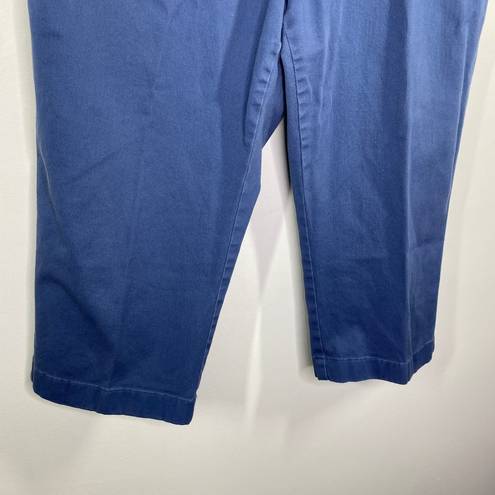 L.L.Bean  Classic Fit Blue Straight Leg Capri Pants Women's Size 18 Petite 18P