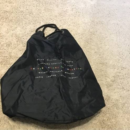 United Colors Of Benetton Vintage 90’s  black Backpack Drawstring Travel Bag.