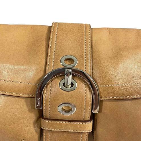 Coach  Vtg tan leather flap closure Y2K shoulder bag purse